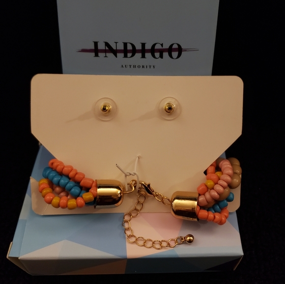 Bracelet and Earrings Set - Picture 2 of 2